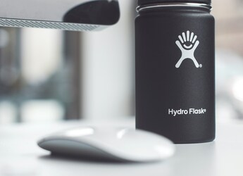 4 Travel-Friendly Coffee Flasks You Must Try