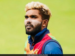 कौन हैं विजयकांत व्यासकांत? जिन्हें हसरंगा की जगह हैदराबाद की टीम में मिली जगह कौन हैं विजयकांत व्यासकांत? जिन्हें हसरंगा की जगह हैदराबाद की टीम में मिली जगह