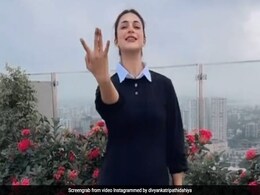 दिव्यांका त्रिपाठी कर रही थीं डांस, अचानक हुआ कुछ ऐसा की वहां से भाग खड़ी हुईं...देखें वायरल Video दिव्यांका त्रिपाठी कर रही थीं डांस, अचानक हुआ कुछ ऐसा की वहां से भाग खड़ी हुईं...देखें वायरल Video