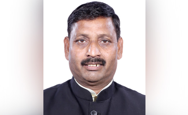Case Against BJP MP For Allegedly Misbehaving With Priests at Uttarakhand