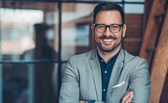 5 Stylish Blazers For Men To Rock Any Formal Attire In Style