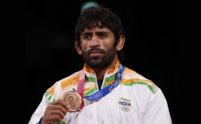 UWW Ranking Series: बजरंग पूनिया ने जीता कांस्य, भारतीय पहलवानों ने कुल 11 पदक हासिल किए