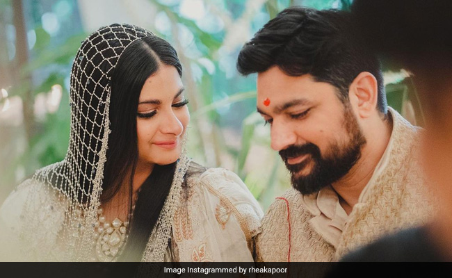 Wait, Did Rhea Kapoor Marry Karan Boolani In Her Living Room? See Her Post