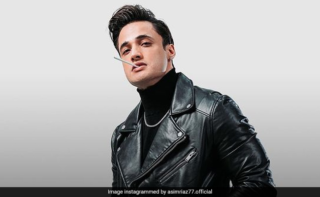 आसिम रियाज का नया रैप सॉन्ग 'बिग बॉस' हुआ रिलीज, Video ने मचाया धमाल