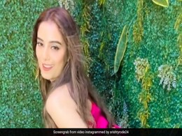 सृष्टि रोडे ने अंग्रेजी सॉन्ग 'Touch It' पर किया शानदार डांस, Video खूब मचा रहा धूम सृष्टि रोडे ने अंग्रेजी सॉन्ग 'Touch It' पर किया शानदार डांस, Video खूब मचा रहा धूम