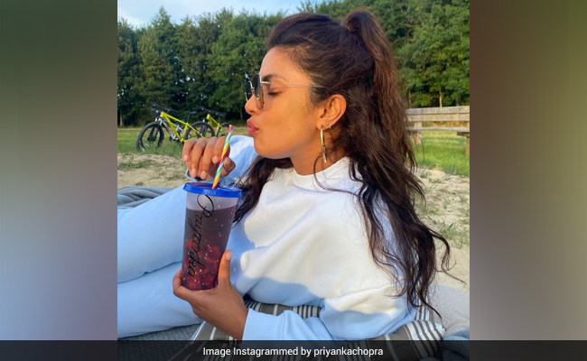 Priyanka Chopra Is Making London Summer Look Like A Dream. It's OK To Have FOMO