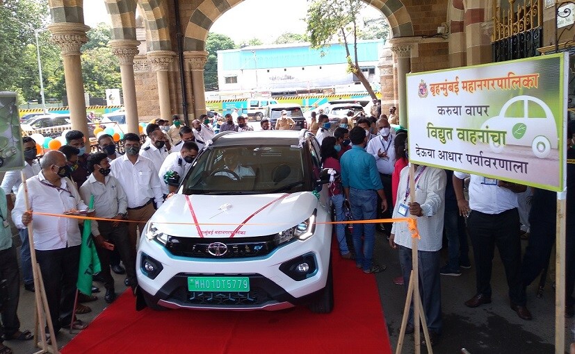 Tata Motors Presents Nexon EV To Municipal Corporation Of Greater Mumbai