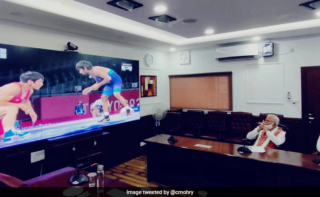 बजरंग पुनिया को ओलिंपिक में जीत के बाद 2.5 करोड़ का नकद इनाम और सरकारी नौकरी