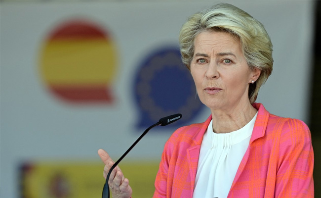 EU Chief Slammed For Secret Texts To Pfizer CEO, Ordered To Turn Them In