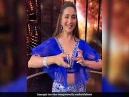 धक-धक गर्ल माधुरी दीक्षित के एक्सप्रेशन ने जीता फैंस का दिल, बोले- वाह नील परी... धक-धक गर्ल माधुरी दीक्षित के एक्सप्रेशन ने जीता फैंस का दिल, बोले- वाह नील परी...