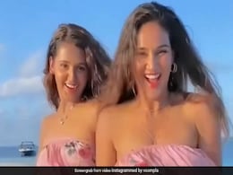 Shakti और Mukti Mohan ने अपनी छुट्टियों को दिया देसी ट्विस्ट, मालदीव से वायरल हुआ धमाकेदार डांस Video Shakti और Mukti Mohan ने अपनी छुट्टियों को दिया देसी ट्विस्ट, मालदीव से वायरल हुआ धमाकेदार डांस Video