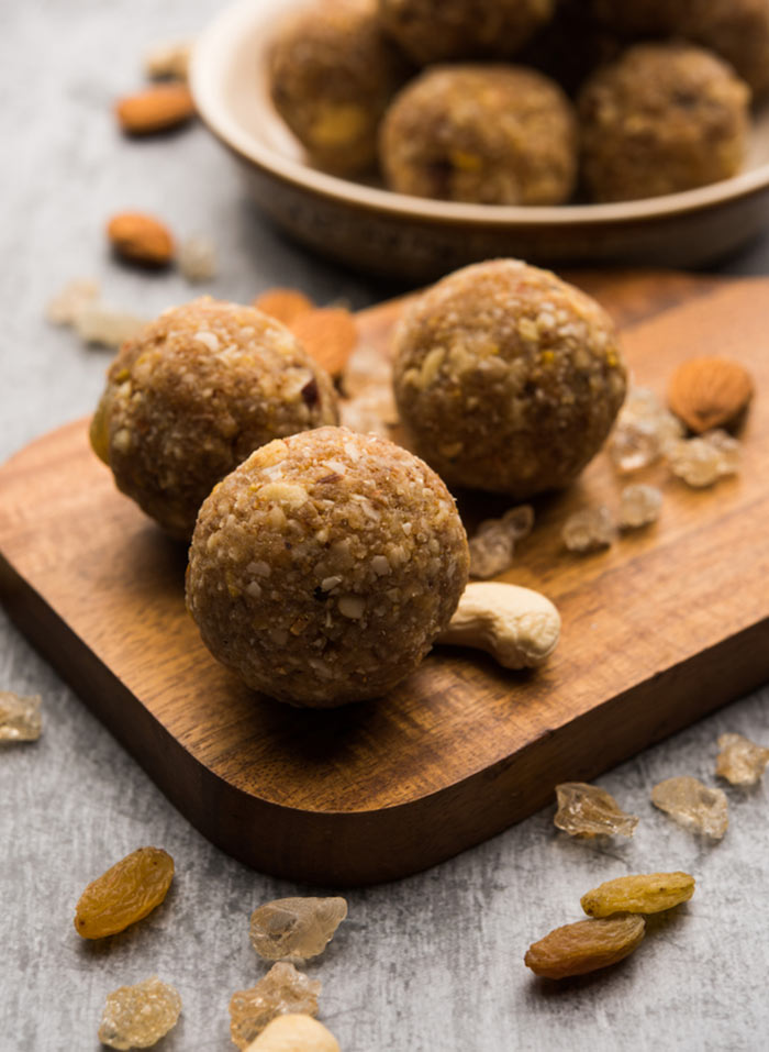 Winter Special Ladoo: ठंड में रोज खा लें बाजरे का एक लड्डू, आस-पास भी नहीं फटकेंगी ये समस्याएं, नोट करें रेसिपी