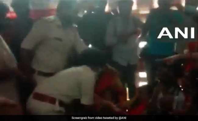 Probe Ordered Over Police Lathi Charge At Jharkhand Girl Students: Minister