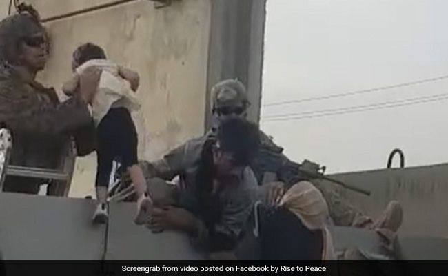 Viral Video Of Young Girl At Kabul Airport Being Given To US, UK Soldiers