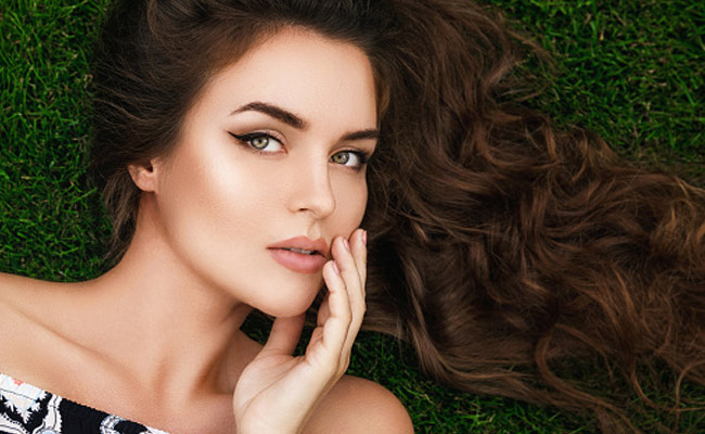 Makeup Tips: How To Contour Your Nose To Perfection In 3 Easy Steps