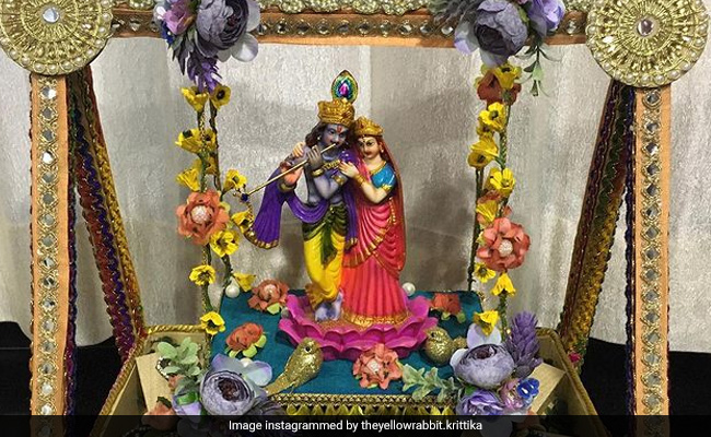 Happy Krishna Janmashtami 2021 :  देशभर के इन मंदिरों में जन्माष्टमी के मौके पर होती है खास धूमधाम, आप भी करें कान्हा के दर्शन