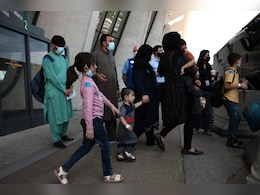 Afghan Evacuation Flights Restart After Deadly ISIS Suicide Bombings Afghan Evacuation Flights Restart After Deadly ISIS Suicide Bombings