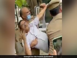 Video Shows Dramatic Arrest Of UP Ex-Cop Who Challenged Yogi Adityanath Video Shows Dramatic Arrest Of UP Ex-Cop Who Challenged Yogi Adityanath