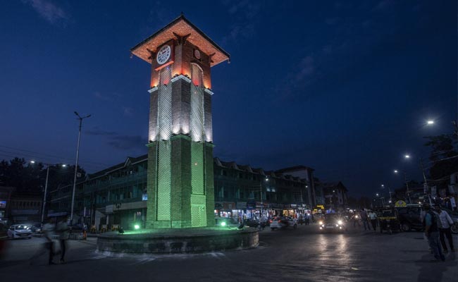 National Flag To Be Hoisted In 23,000 Schools In J&K On Independence Day