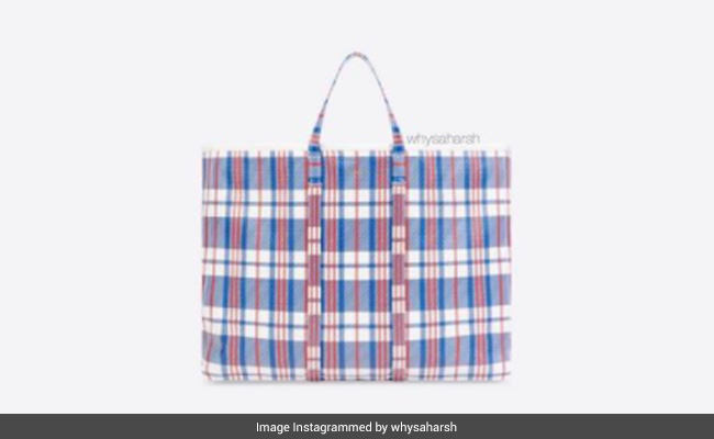 लग्जरी ब्रांड 1.5 लाख रुपए में बेच रहा है सब्जी वाला थैला, कीमत जान लोग हुए हैरान, बोले- इतने में तो मारुति आ जाए