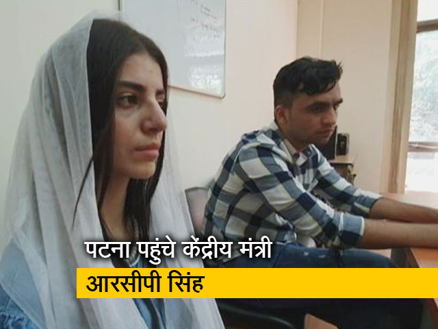 भारत में पढ़ने वाले अफगानिस्तान के छात्र हैं परेशान, जानें क्या बोले