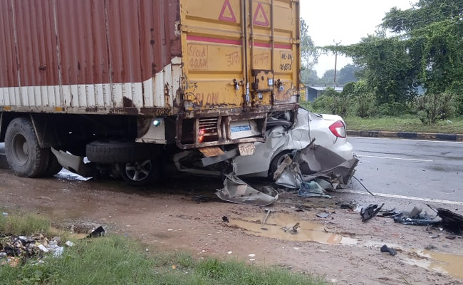 5 Of Family Killed As Car Rams Stationary Truck In UP, 1 Critical
