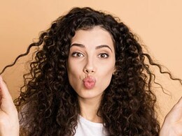 Lip Care: गर्मियों में इस तरह रखें अपने होठों को गुलाबी, तेज धूप का नहीं पड़ेगा असर, ड्राई और काले नहीं दिखेंगे होंठ Lip Care: गर्मियों में इस तरह रखें अपने होठों को गुलाबी, तेज धूप का नहीं पड़ेगा असर, ड्राई और काले नहीं दिखेंगे होंठ