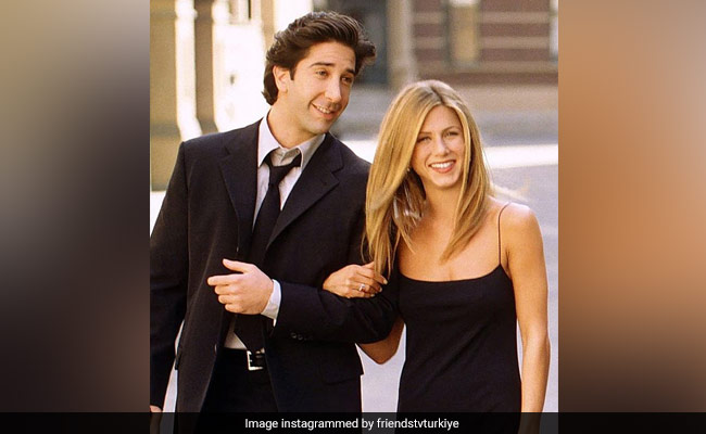 "See He's Her Lobster": Twitter's Aha Moment After Jennifer Aniston-David Schwimmer Rumours