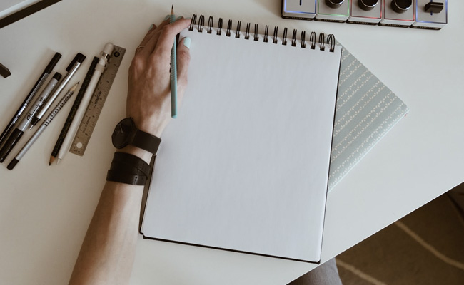 International Left-Handers Day 2021: 10 Interesting Facts That Make Left-Handers Unique