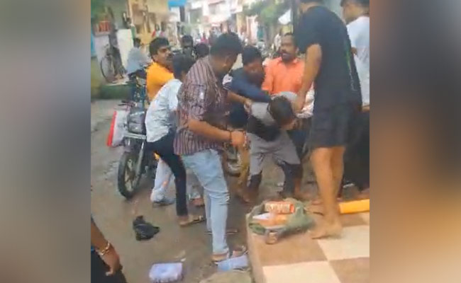 तसलीम के इंसाफ़ का सवाल