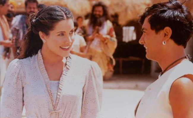 Remember Captain Russell's Sister Elizabeth From <I>Lagaan</i>? See Team Aamir Khan's Birthday Wish For Her