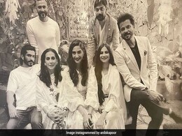 अनिल कपूर ने शेयर की अपने दोनों दामाद के साथ Photo, बोले- मेरी 2 बेटी और 3 सुपर बेटे... अनिल कपूर ने शेयर की अपने दोनों दामाद के साथ Photo, बोले- मेरी 2 बेटी और 3 सुपर बेटे...