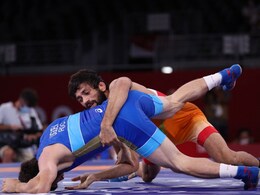 Olympic 2020: कुछ ऐसे स्वर्ण पदक से रवि दहिया चूके, रजत से करना पड़ा संतोष Olympic 2020: कुछ ऐसे स्वर्ण पदक से रवि दहिया चूके, रजत से करना पड़ा संतोष