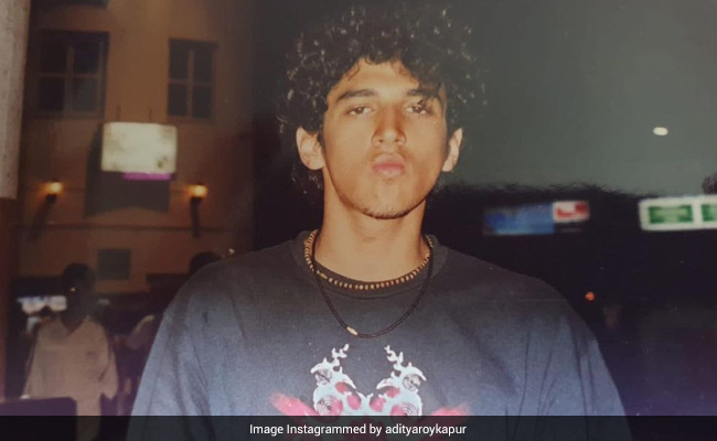 Aditya Roy Kapur's Throwback Alter Ego Reminded Us Of This Nineties Commercial
