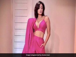 fashion trend 2021 : हॉट पिंक कलर फैशन में है IN, इस अंदाज में करेंगी कैरी तो दिखेंगी Hot fashion trend 2021 : हॉट पिंक कलर फैशन में है IN, इस अंदाज में करेंगी कैरी तो दिखेंगी Hot