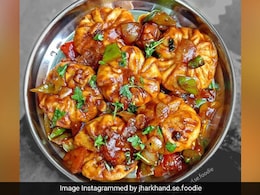 Momo Manchurian : Give A Delectable Twist To Your Leftover Momos