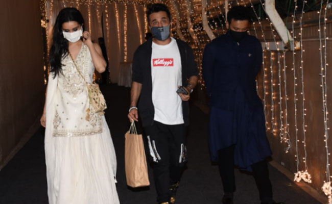 Asked About Shraddha Kapoor's Wedding Plans, Cousin Priyaank Sharma Said "Weddings Are Good To Look Forward To"