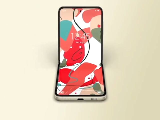 Samsung Galaxy Z Flip 3 First Impressions & Motorola Edge 20 Fusion Review