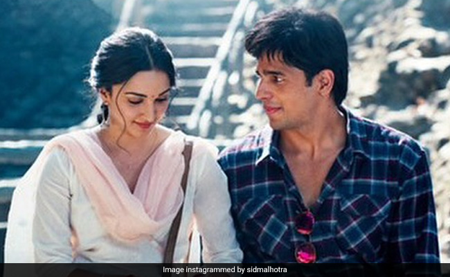 जय जवान शो पर पहुंचे सिद्धार्थ-कियारा, एक्टर ने कहा- सीमा पर जवानों की मेहनत दिखाती है ‘शेरशाह’