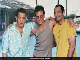 Farhan Akhtar Shares <I>Dil Chahta Hai</i> Trivia In Thank You Tweets For Aamir Khan, Saif Ali Khan, Akshaye Khanna, Preity Zinta, Dimple Kapadia Farhan Akhtar Shares <I>Dil Chahta Hai</i> Trivia In Thank You Tweets For Aamir Khan, Saif Ali Khan, Akshaye Khanna, Preity Zinta, Dimple Kapadia