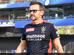 IPL 2021: Mike Hesson Takes Over As RCB Head Coach After Simon Katich Steps Down IPL 2021: Mike Hesson Takes Over As RCB Head Coach After Simon Katich Steps Down