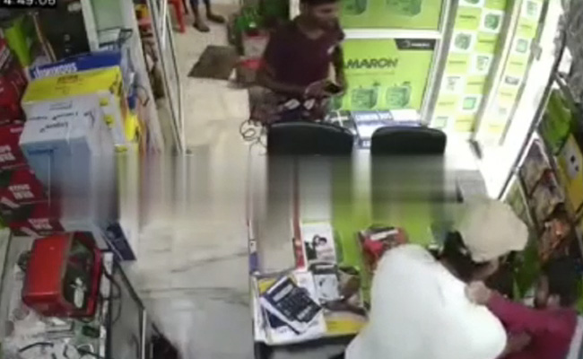 Caught On CCTV: Shopkeeper Near Delhi Thrashed, Rib Broken Over Rs 1,800