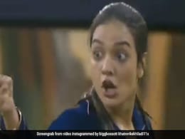 Bigg Boss OTT: टास्क के दौरान दिव्या अग्रवाल को आया गुस्सा, रिद्धिमा पंडित के मुंह पर फेका बाल्टी भर पानी Bigg Boss OTT: टास्क के दौरान दिव्या अग्रवाल को आया गुस्सा, रिद्धिमा पंडित के मुंह पर फेका बाल्टी भर पानी