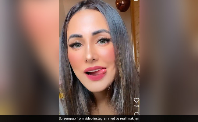 Hina Khan ने लिया अनोखा चैलेंज, 6 सेकेण्ड में बदले 5 मेकअप लुक...वायरल हुआ Video