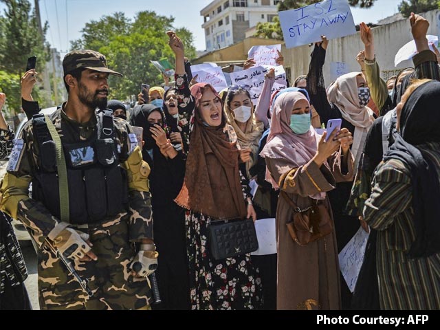 Taliban Fire Shots To Disperse Crowds At Anti-Pak Protests In Kabul