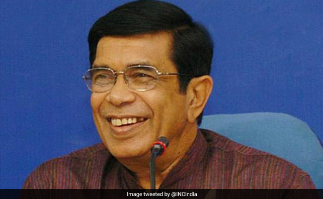 Veteran Congress Leader Oscar Fernandes Dies At 80