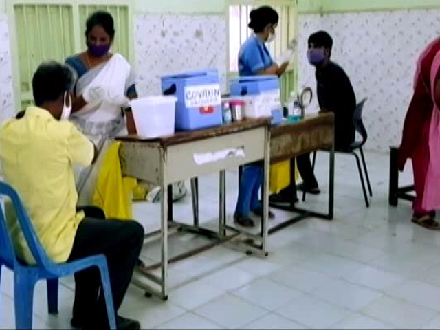 Tamil Nadu Orders Vaccinations At Districts Along Kerala Border
