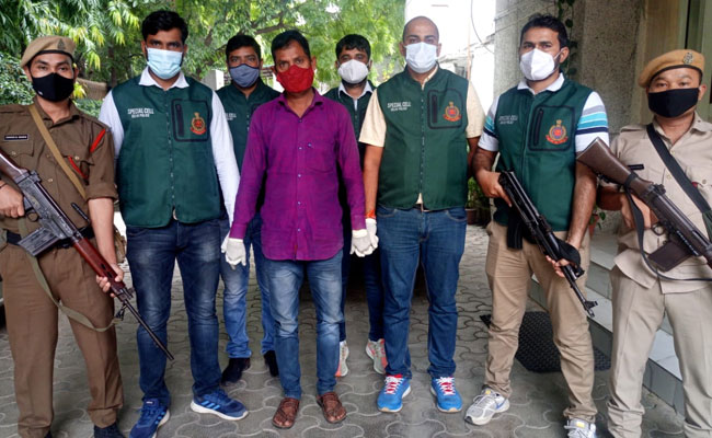 दिल्ली पुलिस ने अवैध हथियारों के सिंडिकेट का किया भंडाफोड़, गिरफ्तार आरोपी 500 से ज्यादा हथियारों की कर चुका सप्लाई