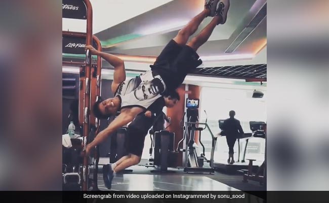 Sonu Sood Nails The Human Flag Pose On A Pole In Throwback Clip. "Wow," Says The Internet
