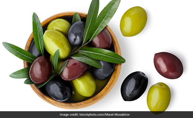 Incorporating olive leaves into your daily routine can provide a natural boost to your health